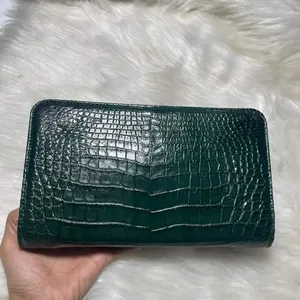 Embrayage pour femmes en cuir de crocodile véritable personnalisé en gros taille 21.5x11.5cm pochette en cuir de luxe fabriquée au Vietnam pour les femmes