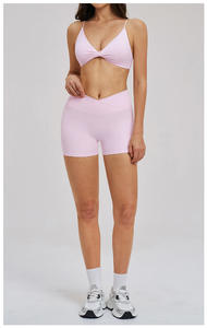ชุดออกกำลังกายสำหรับผู้หญิง กางเกงขาสั้น บรา ชุดโยคะ ชุดฟิตเนส กางเกงขาสั้นเอวสูงแบบไขว้ ระบายอากาศได้ดี ไร้ตะเข็บ - Product Image 2