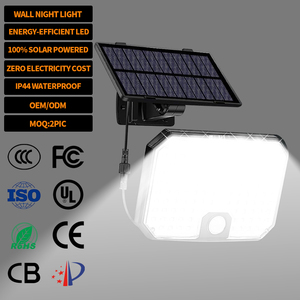 Lámpara Solar de Jardín EGH 124LED IP65 Impermeable, de Plástico ABS Curvado, 1800mAh, con <span class=keywords><strong>Sensor</strong></span> de Movimiento para Exteriores, 3 Modos de Brillo - Product Image 1