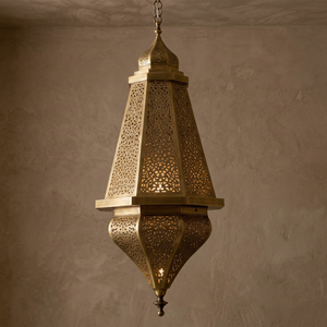 Linterna de Metal colgante de latón AK, diseño marroquí en oro, acabado antiguo, artículo grande hecho a mano para festivales y acentos de decoración del hogar - Product Image 1