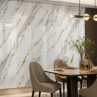 Plaque murale décorative en PVC effet marbre UV WYRAX Beige Travertin pour accent mural de bureau, 2,8 mm, 1220x2440 mm, pour projets modernes et revêtements muraux intérieurs
