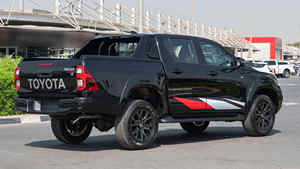 Voiture d'occasion propre et abordable, Toyota Hilux DC GR Sport double cabine pick-up <span class=keywords><strong>2022</strong></span>, voitures d'occasion prêtes à être expédiées en France - Product Image 6
