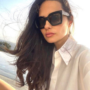 HISTOIRE CC4S130 Millet Nails Transparent Big Frame Lunettes de soleil Fashion Shades Lunettes de soleil Lunettes de soleil carrées modernes pour femmes - Product Image 4