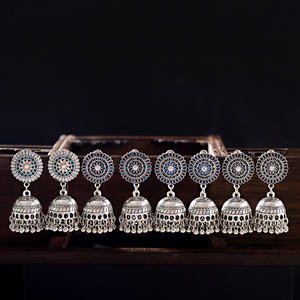 2024女性のインド幾何学的なロングチェーンタッセルハンギングダングルドロップイヤリングチベットジュエリーボヘミアベルジュムカイヤリング - Product Image 1