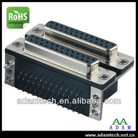 L'or de densité standard de connecteur à angle droit femelle de D-sub de 9 manières entre en contact avec le courant évalué par IP66 5A