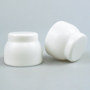 Crema Facial <span class=keywords><strong>de</strong></span> <span class=keywords><strong>Leche</strong></span> <span class=keywords><strong>de</strong></span> <span class=keywords><strong>Cabra</strong></span> <span class=keywords><strong>de</strong></span> Doble Capa PP <span class=keywords><strong>de</strong></span> 50g/100g, <span class=keywords><strong>Mascarilla</strong></span> Facial y Capilar, Bálsamo Limpiador y Desmaquillante, Envase en Tarro Mate Electrochapado - Product Image 3
