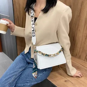 Wholesale Cheap Handbags 2023 Fashion New Fashion Women's Shoulder Bag Net Red Texture Crossbody Small Bag