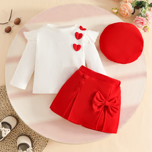 ชุดกลับบ้านสำหรับเด็กทารกหญิงปี 2026 ชุด 3 ชิ้น เสื้อแขนยาวลายหัวใจ + กระโปรงติดโบว์ + หมวก - Product Image 6