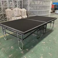 Scène de chorale pliable en alliage d'aluminium avec installation rapide et capacité de charge de 750 kg pour les concerts d'église