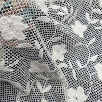 Tissu en dentelle florale 3D chenille personnalisé OEM ODM, fleurs brodées blanches, filet nid d'abeille pour robe de mariée