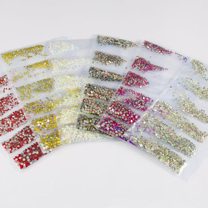 Bien Taille Ongles Décoration Ornements En Verre <span class=keywords><strong>Strass</strong></span> <span class=keywords><strong>Pas</strong></span> <span class=keywords><strong>Cher</strong></span> Fournisseur Ongles Cristal Verre <span class=keywords><strong>Strass</strong></span> - Product Image 3