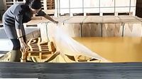 Plaque miroir en acrylique doré incassable avec placage sous vide pour la décoration murale et la signalétique d'événements de mariage