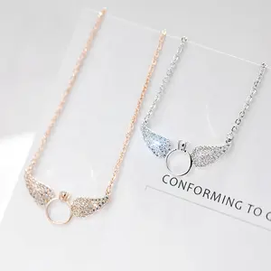 QIANZUYIN Kunden spezifische Mode Persönlichkeit Schmuck Ring Flügel Strass Zirkon Weibliche Anhänger Diamant Halskette