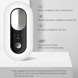 Small Vacuum Blackhead Remover with 4pcs Suction Heads Rechargeable Heating Cleaning Vacuum Blackheads Remover for Face Nose - Product Image 3