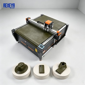 Machine de découpe de cuir CNC REMEYA avec structure robuste et garantie de cinq ans pour la découpe numérique de microfibres et de tiges de chaussures - Product Image 1