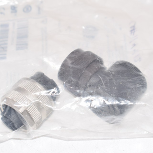 Nuevo conector 4251-0/9, 7/8-16un Macho Recto, Original Listo Stock Industrial Automation Pac Dedicated Plc - Product Image 1