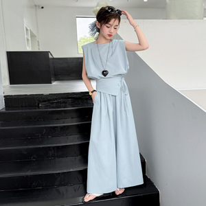 Completo Abbigliamento Bambina Estate 2026: Top Giallo Blu Senza Maniche + Pantaloni a Gamba Larga, Set 2 Pezzi Tinta Unita - Product Image 2