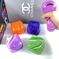 Balle anti-stress TPR en forme de glaçon à remontée lente, jouet sensoriel personnalisable avec logo pour soulager le stress