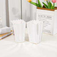 Boîte à Popcorn Rectangulaire Dorée à Rayures Verticales, Contenant pour Frites et Nuggets de Poulet, Carton Blanc 250 g/m² pour Anniversaire