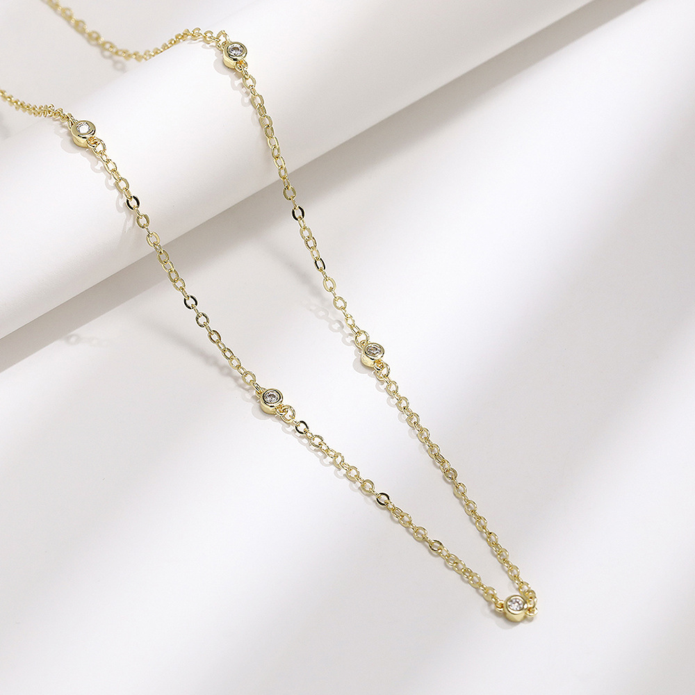 XL729 gold