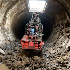 Best Verkochte Onderwaterbaggerrobot Chinese Fabrieken Nauwkeurige Veilige Olietanks Pijpleidingen Milieuvriendelijke Motoren Motorversnellingsbak - Product Image 3