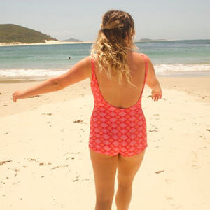 Combinaison de surf pour femme à imprimé écossais hawaïen, à devant plat, de haute qualité, confortable, douce, en nylon recyclé - Product Image 6