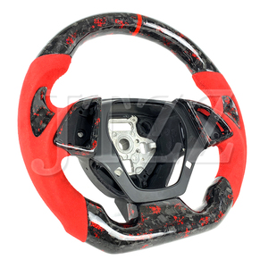 Pour Chevrolet <span class=keywords><strong>Corvette</strong></span> C7 C5 C6 C8 <span class=keywords><strong>rouge</strong></span> personnalisé <span class=keywords><strong>rouge</strong></span> cuir perforé volant en fibre de carbone forgé 2020 2021 <span class=keywords><strong>2022</strong></span> 2023 - Product Image 2