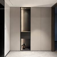 Meuble à chaussures modulaire intégré moderne et personnalisé pour entrée, rangement de luxe pour hall d'entrée, placard mural de qualité ENF avec niche LED en bois