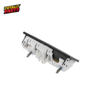 Arnés de cableado de cámara de visión de estacionamiento trasero 5ND827566B para automóvil - Product Image 2