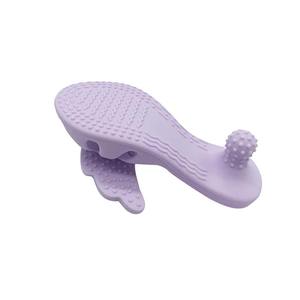 ของเล่นกัดสำหรับเด็กทารก รูปทรงรองเท้าแก้ว ทำจากซิลิโคน ช่วยนวดเหงือก บรรเทาอาการปวดเหงือก และดูแลสุขภาพช่องปาก ทนทาน เหมาะสำหรับเด็กผู้หญิง - Product Image 3