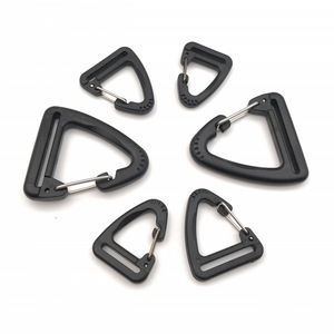 Crochets triangulaires en plastique pour sacs 2,0 cm 2,5 cm 3,8 cm pour accessoires de suspension de sacs - Product Image 3