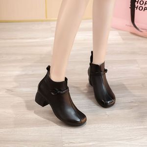 Bottes montantes formelles pour femme en cuir de vachette à semelle épaisse, modèle L, style décontracté et tendance - Product Image 3