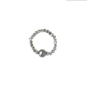 Bague en argent pur S925 au design simple et original, avec perle de shijia et corde élastique en argent brisé triangulaire, personnalisable pour l'index - Product Image 5