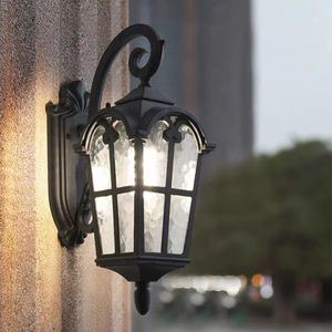 Lámparas de pared LED de estilo americano al aire libre a prueba de agua para balcón pasillo patio Exterior Villa puerta y jardín 6W energía Solar - Product Image 1