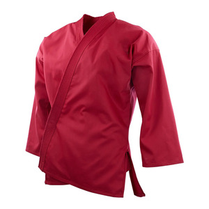 Ensemble d'uniformes de karaté traditionnels avec veste et pantalon, uniforme d'entraînement et de combat de karaté personnalisé, vêtements d'arts martiaux durables - Product Image 3