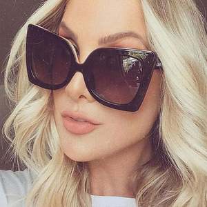 Vente en gros de lunettes de soleil vintage de haute qualité, grandes montures, style œil de chat, UV400, surdimensionnées, pour femmes, 2021 - Product Image 3