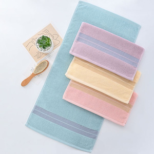 Toalla Facial de Algodón Puro Kim Ryan, 34x74cm, Tejido Jacquard, Uso Doméstico - Product Image 1