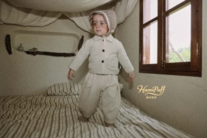 Veste décontractée pour tout-petit en coton avec col Peter Pan, fermeture à cordon, poche plaquée, doublure gaufrée et imprimé perlé - Product Image 6