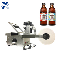 MT-50 étiqueteuse d'autocollants semi-automatique manuelle à bas prix la plus populaire avec dispositif d'imprimante pour l'emballage de bière cosmétique