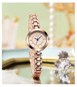 นาฬิกาควอตซ์ผู้หญิงหรูหราขนาดเล็ก ดีไซน์มินิมอล กันน้ำ ผลิตจากโลหะผสม รับผลิตตามแบบ - Product Image 2