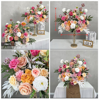 Fábrica de Flores Artificiales, Centros de Mesa con Rosas Artificiales a Precio de Mayoreo para Decoración de Bodas