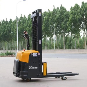Transpaleta eléctrica hidráulica de alta calidad de 1,5 toneladas-2 toneladas, carretilla elevadora de batería de litio de nueva condición para uso agrícola en restaurantes - Product Image 2