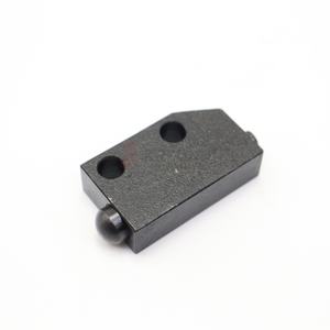 1PC 93.205.037 Roller Plate Top Block Seat for SM102 CD102 Printing Machine Durable Spare Parts - Product Image 1