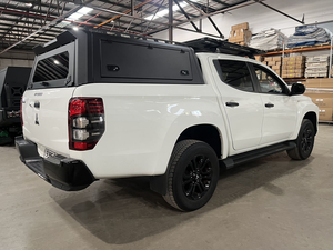 Triton 2018 Truck Canopy Steel Hardtop Impermeable Locking Tailbox Factory Alta calidad a medida Sports Rear Trunk Cover - Product Image 2