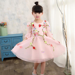 ชุดเดรสเด็กผู้หญิงผ้าฝ้ายลูกไม้สวยงาม ดีไซน์ล่าสุด ขายส่ง - Product Image 3