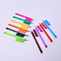Stylo à bille créatif anti-perte, joli stylo à bille de couleur claire, tube triangulaire