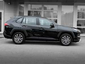 <span class=keywords><strong>RAV4</strong></span> 2024 d'occasion, SUV AWD, cylindre R18, sièges en cuir, toit ouvrant panoramique, caméra de recul, conduite à gauche, automatique, couleur foncée - Product Image 6