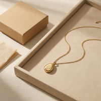 Collar con Colgante de Piedras en Tono Dorado Personalizado, Cadena de Eslabones Ovalados Orgánicos, Joyería de Acero Inoxidable para Mujer
