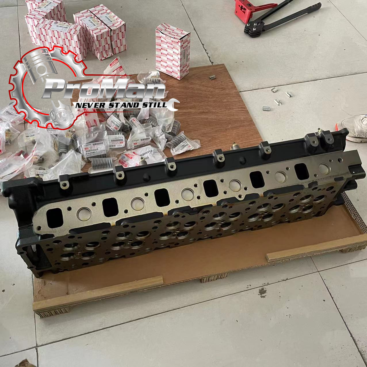 ISUZU Cylinder Head 8-98243823-0 - Reliable Performance
