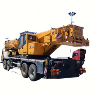 China 70ton Mobile Truck Crane TC700C5 with Outrigger Pads or Extensions - Product Image 4
